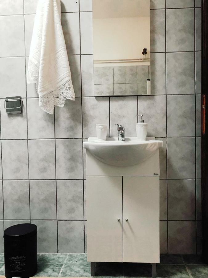 Anastasia'S Home เนอาเปรามอส ภายนอก รูปภาพ