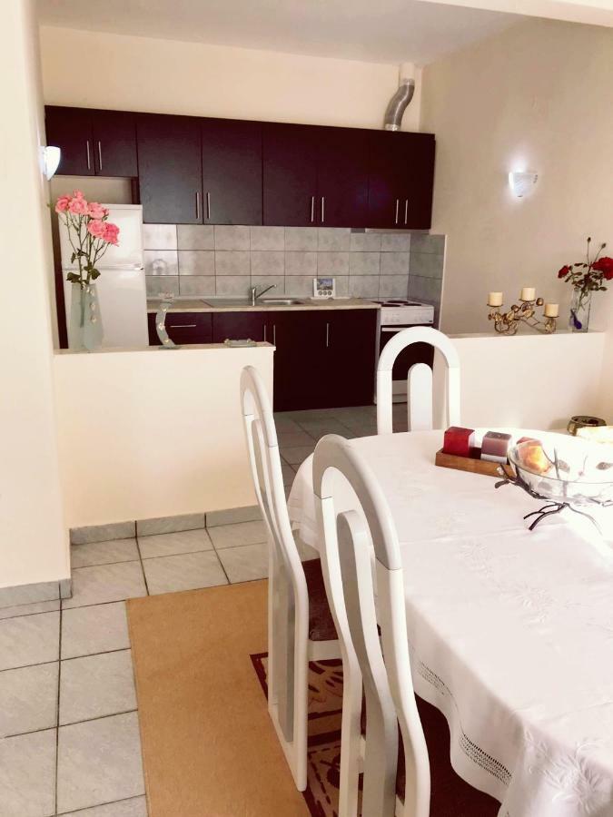Anastasia'S Home เนอาเปรามอส ภายนอก รูปภาพ